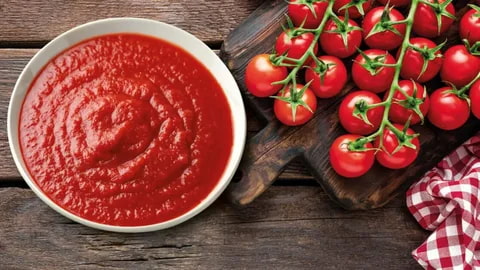 تصویر 4 از رب گوجه فرنگی شیشه ای سحر مناسب پخت انواع غذا با رنگ دهی و کیفیت مطلوب